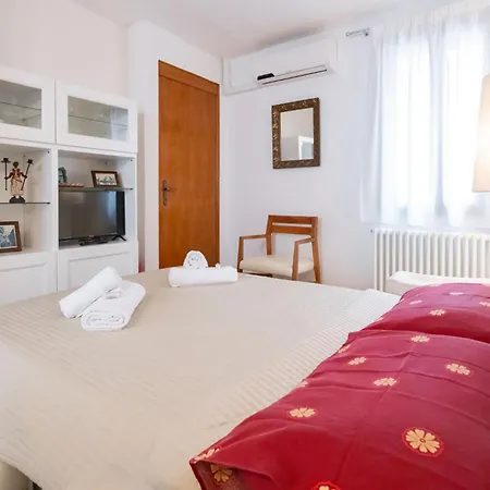 New 3 Min To Biennale-typical Venetian Home-le Ancore Apartment *