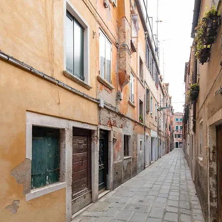 New 3 Min To Biennale-typical Venetian Home-le Ancore Benátky